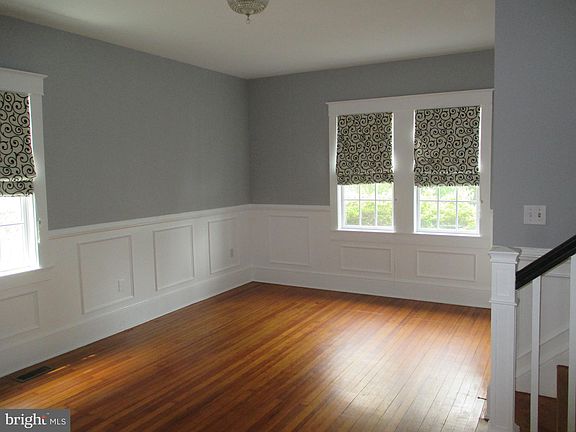 4th image of 113 E Howell Ave