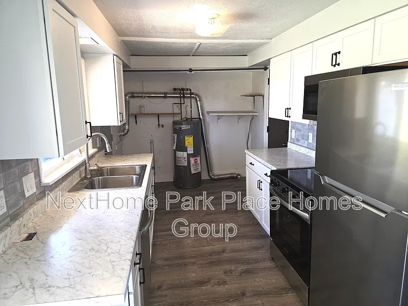 2 bed, 1.0 bath, 750 sqft, $1,075 — Photo 4
