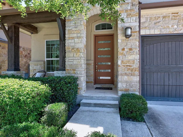 5305 Mandevilla Dr — Photo 37