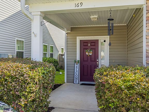 3rd image of 169 Mission Way