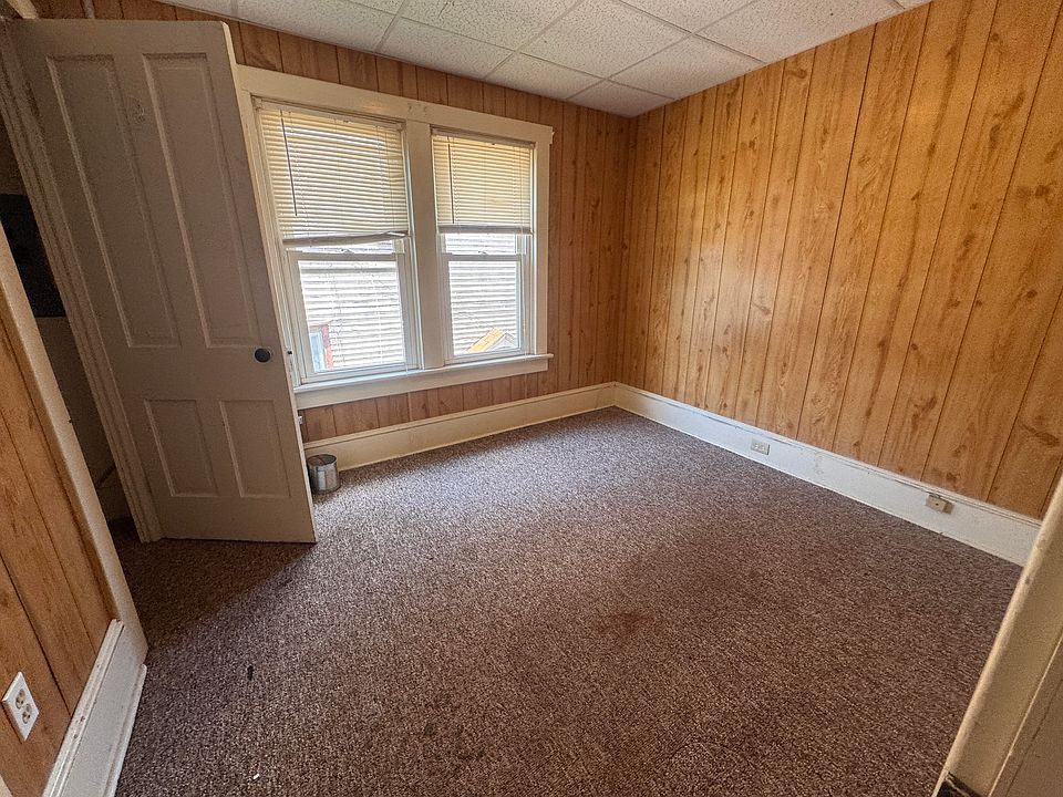 Second floor bedroom or living room