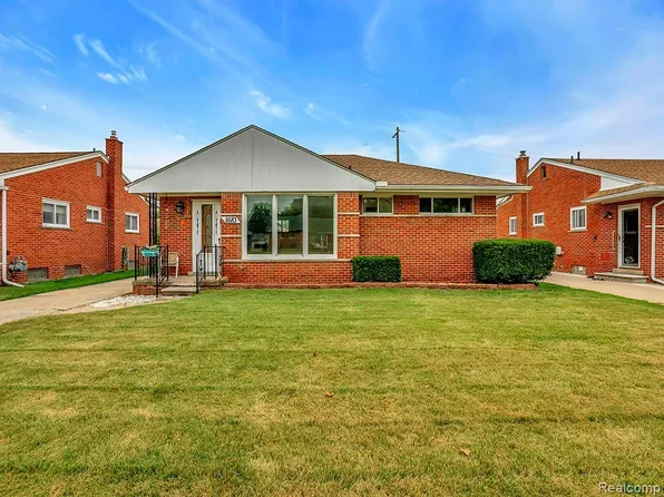 8583 Winston Ln, Dearborn Heights, MI 48127