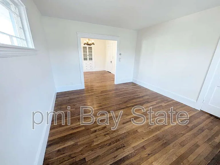 37 Brainard St — Photo 12