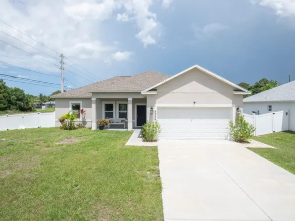 8286 96th Ct, Vero Beach, FL 32967