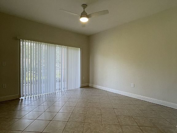 3rd image of 6461 Aragon Way APT 103