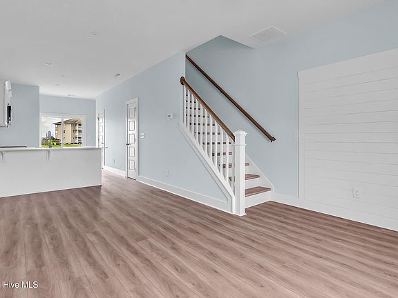 4th image of 650 Cedar Point Boulevard #F3