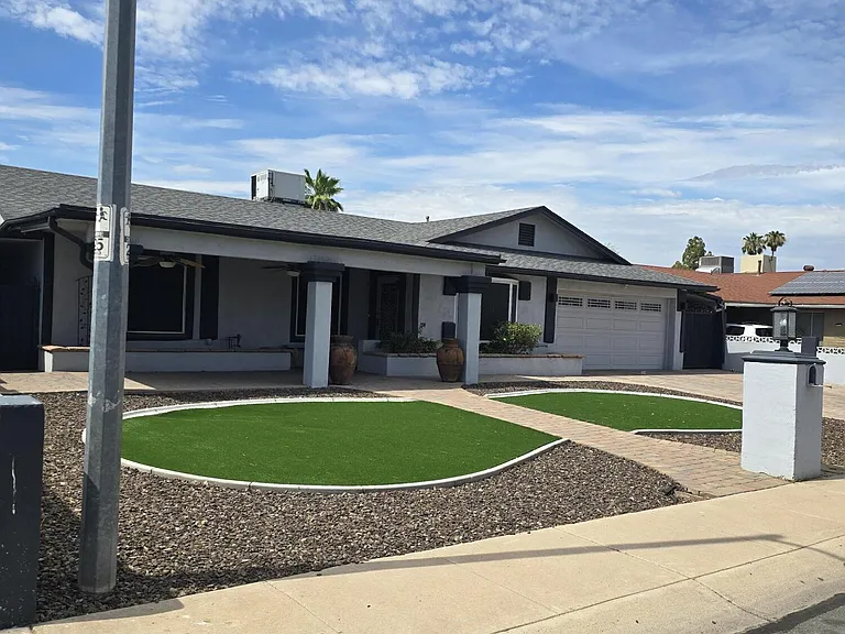 3745 W Lupine Ave — Photo 2