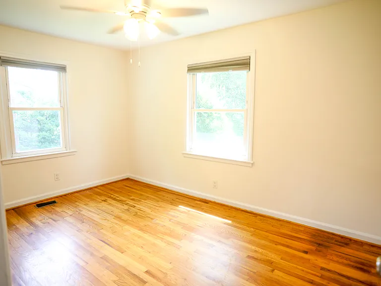 2313 Millbank St — Photo 10