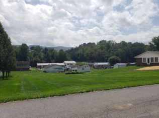 Dial Rock Rd, North tazewell, VA 24630