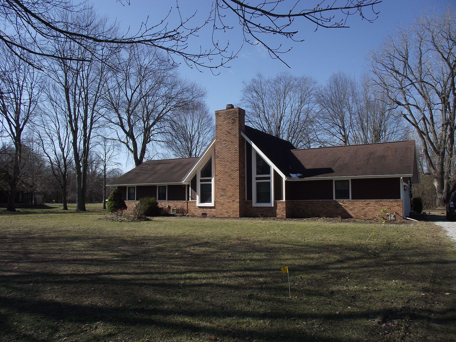 2424 S Crissey Rd, Monclova, OH 43542 Zillow