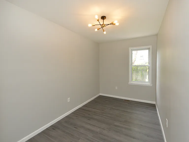 23 Bayview Ave #1 — Photo 11
