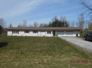 15112 Gary Rd, Chesaning, MI 48616