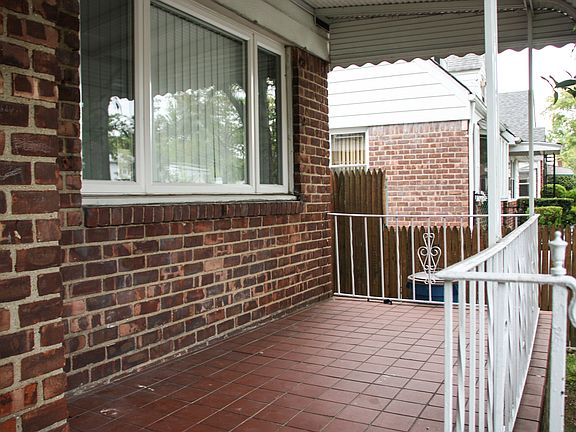3rd image of 5323 Francis Lewis Blvd
