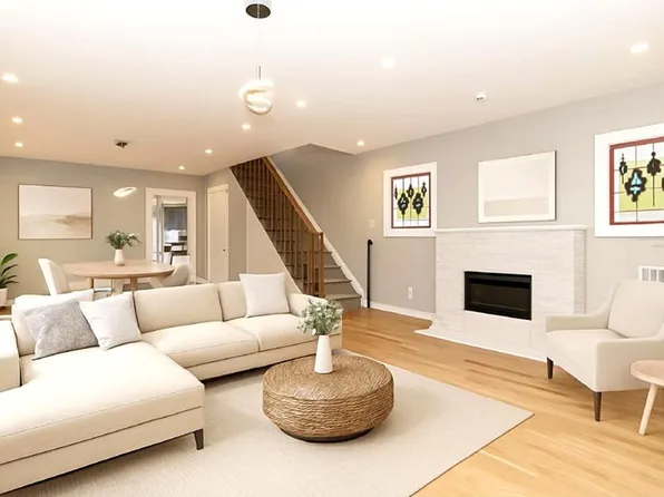 3216 Avenue J image 3 of 36