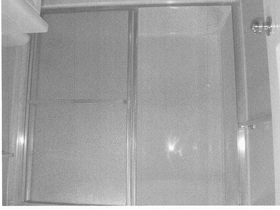 5th image of 421 Underhill Dr