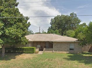 1017 Mullins Rd, Irving, TX 75061