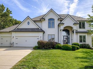 1525 S 181st St, Omaha, NE 68130