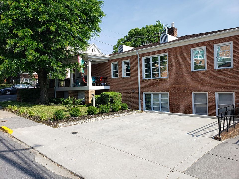1st image of 110 Lee St