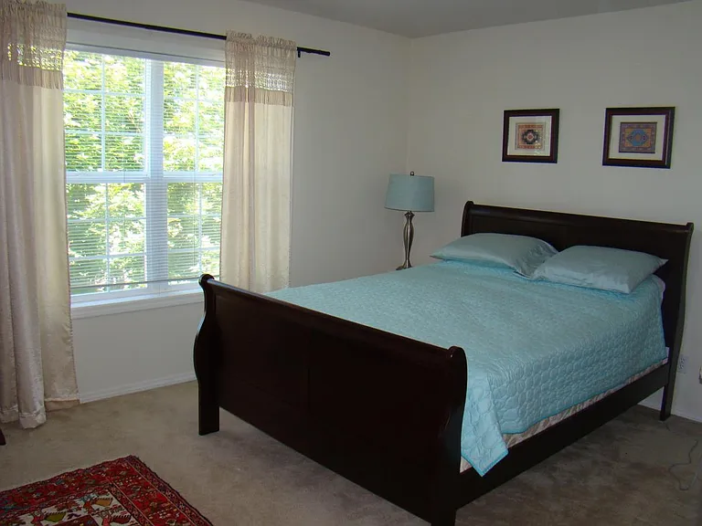 Guest Room - Upstairs