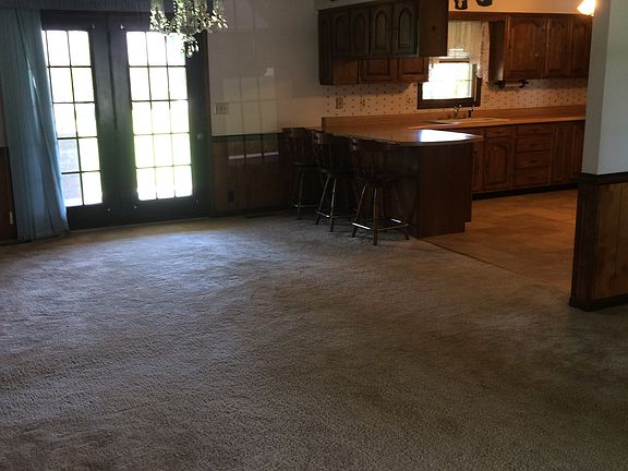 5th image of 100 S Damosa Dr