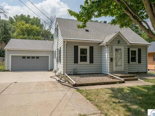 703 Warren St, Mankato, MN 56001