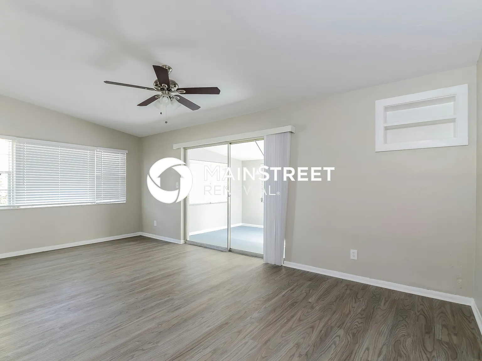 3668 Schwalbe Dr — Photo 4