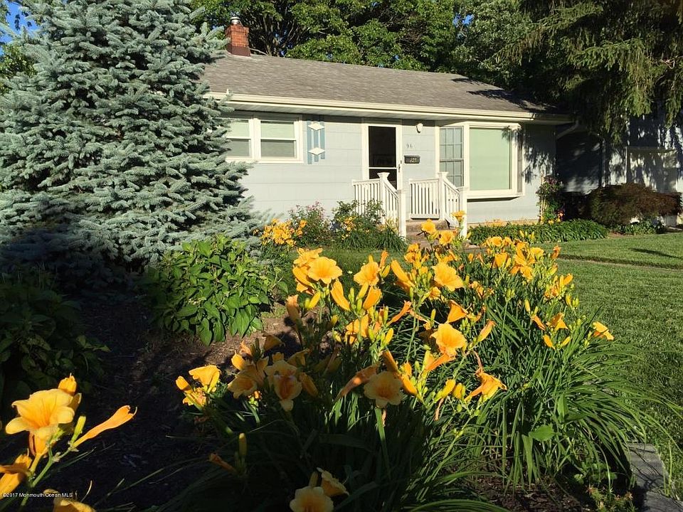 1st image of 96 Fairacres Dr