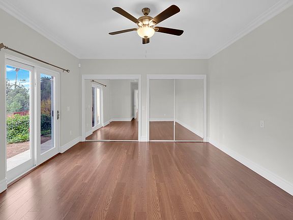 4th image of 1393 Park Hill Ln #3