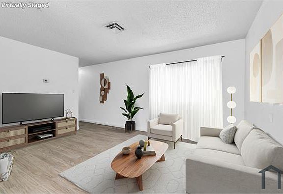 2nd image of 2508 E Mesquite Ave APT 3