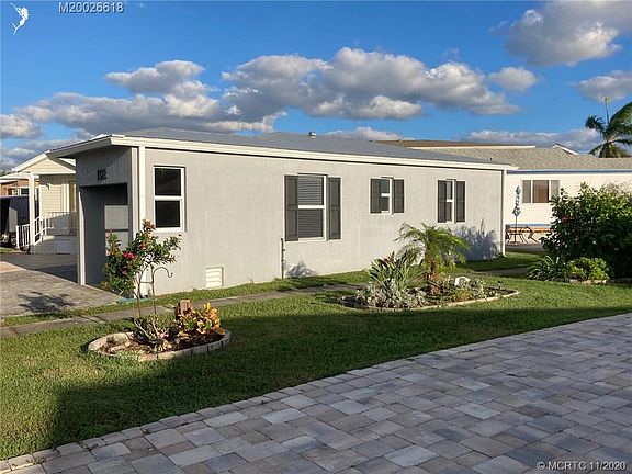 4th image of 192 Nettles Blvd