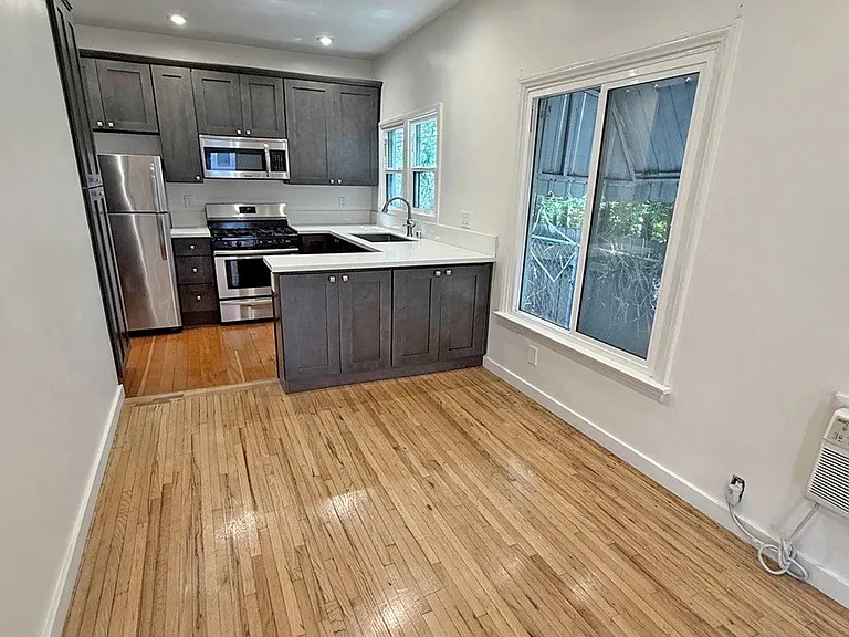 1303 S Cloverdale Ave #3 — Photo 11