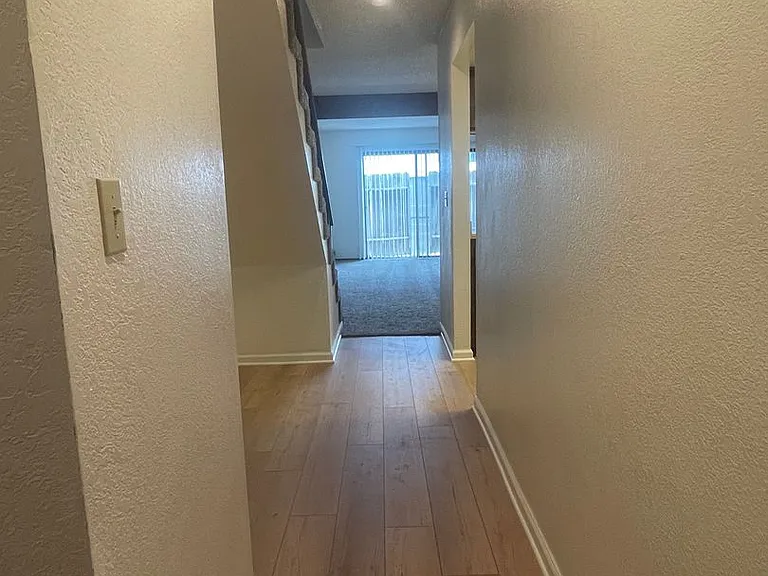 1185 Lancers Ln — Photo 5