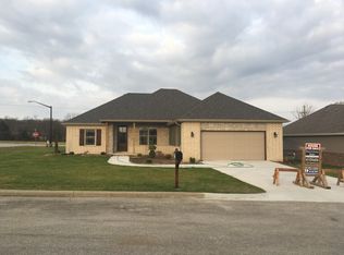437 S Waterfield Pl, Fair Grove, MO 65648