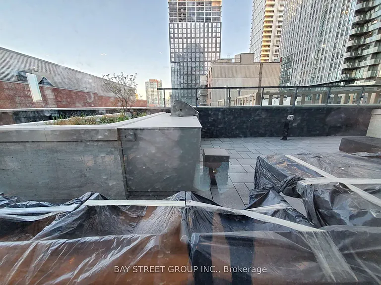 47 Mutual St #2706 — Photo 18