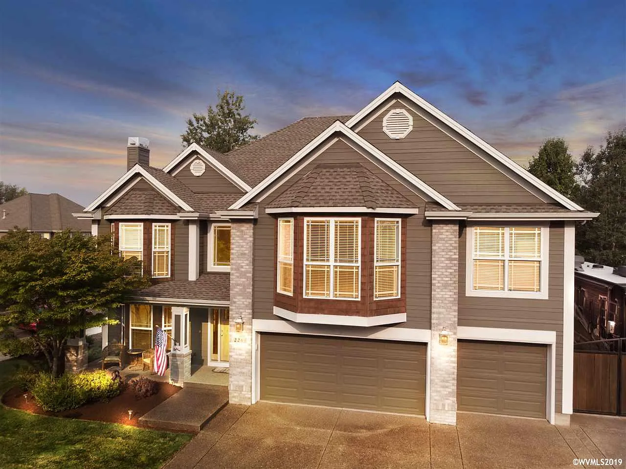 2265 Gale St NW photo 1