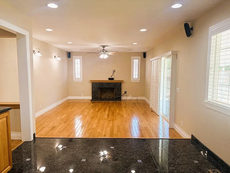 7030 Orchard Dr — Photo 10