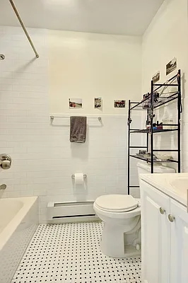 Rented by Nest Seekers International | media 11