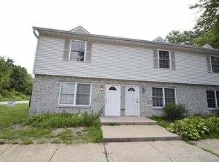 673 Wood St, Chesterton, IN 46304