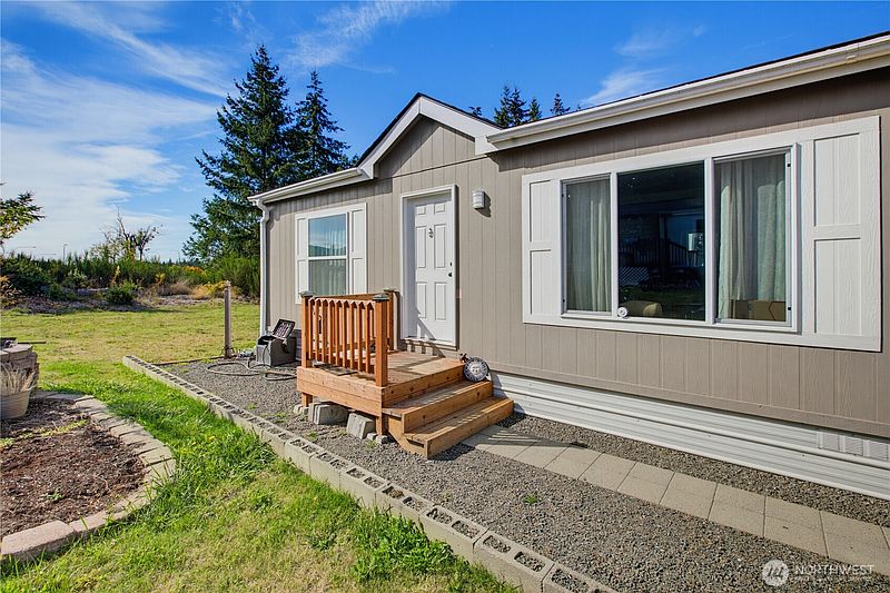 3rd image of 7420 State Highway 3 SW #2