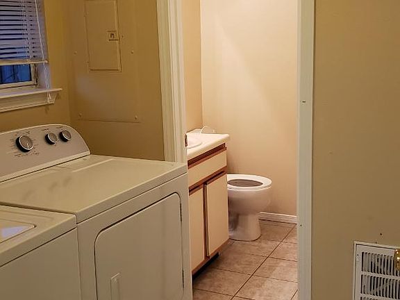 4th image of 1788 N Noelle Ave