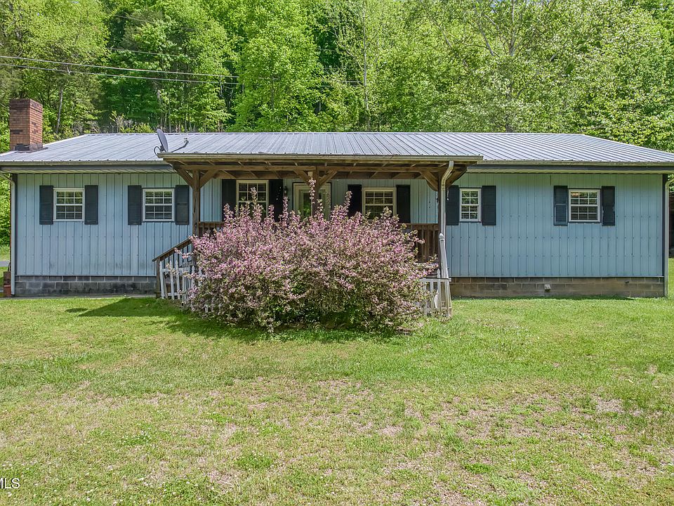 1st image of 231 Ollis Bowers Hill Rd