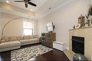 2nd image of 929 W Eastwood Ave APT 3W