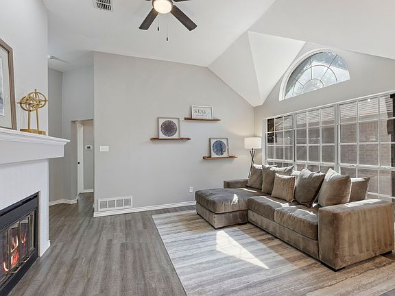 5th image of 6422 White Oak Drive