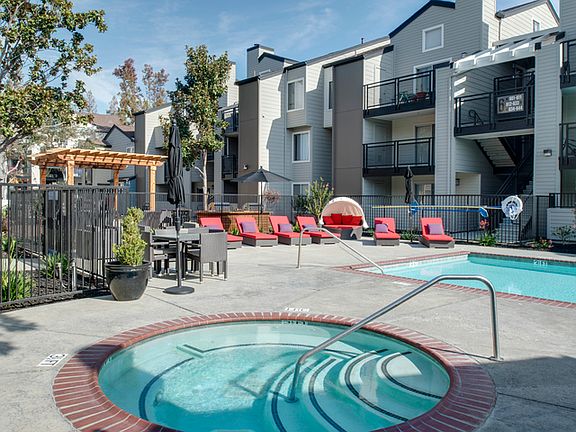 5th image of 829 E Evelyn Ave #2775862