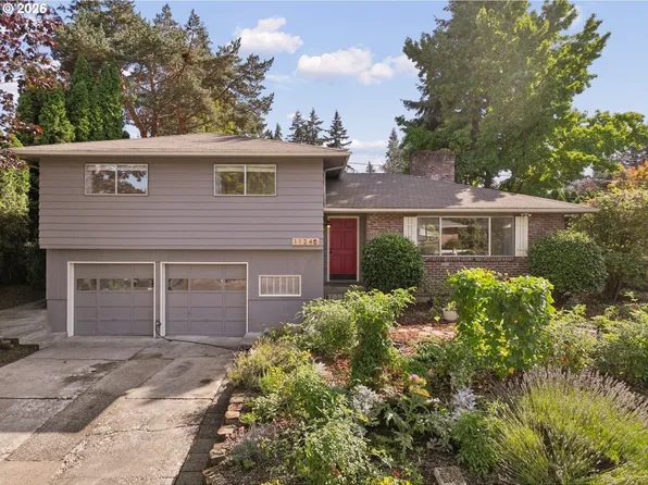 11240 NE Couch Ct, Portland, OR 97220