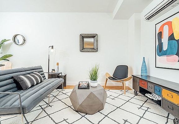 4th image of 111 Clarkson Ave Penthouse A