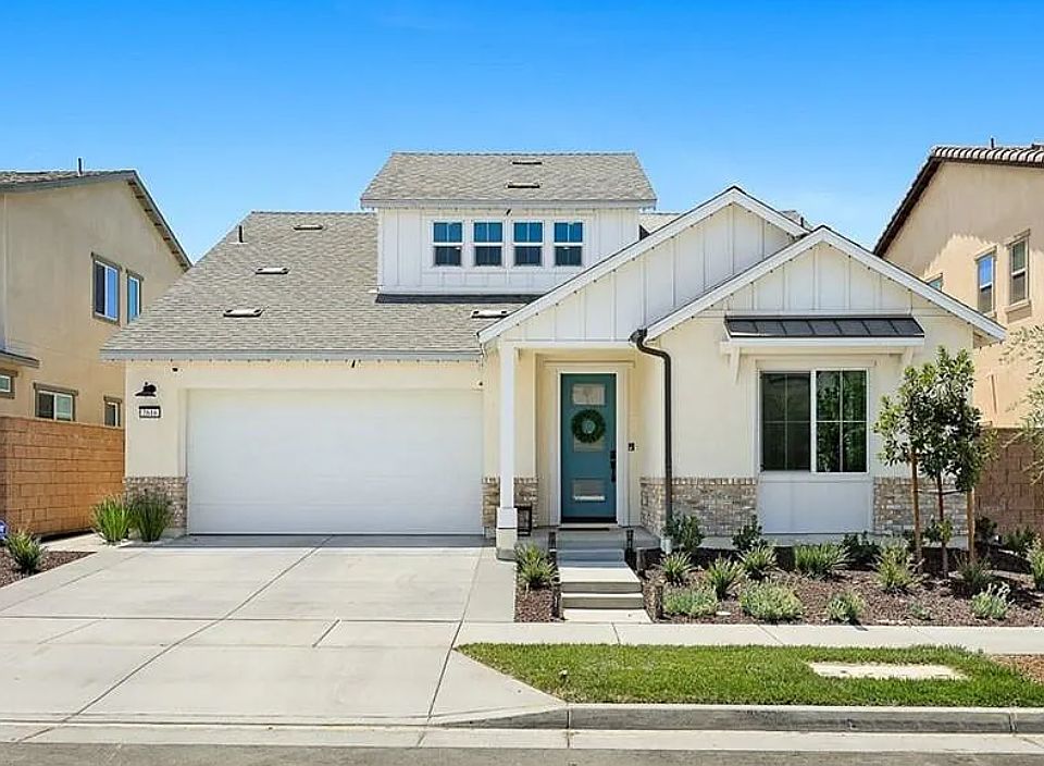 1st image of 2616 E Embry Ln