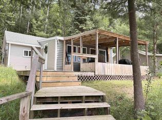 961 Lake Dr, Harrison, MI 48625