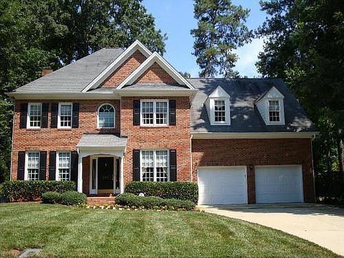 2nd image of 401 Cranborne Ln