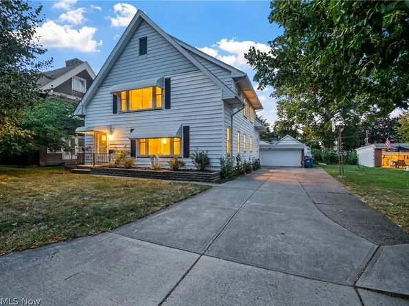 13532 Elbur Ln, Lakewood, OH 44107